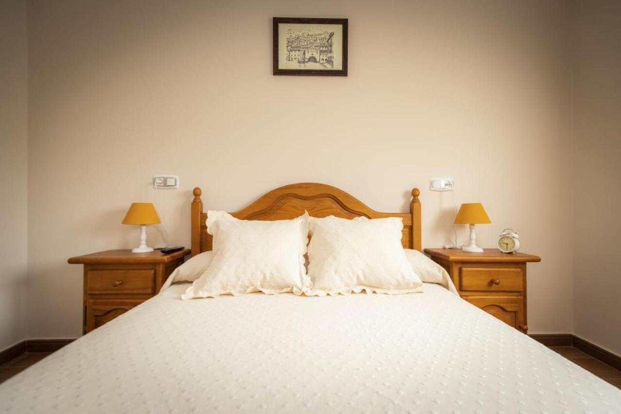 Apartamentos Pumarin Santa Marina  外观 照片