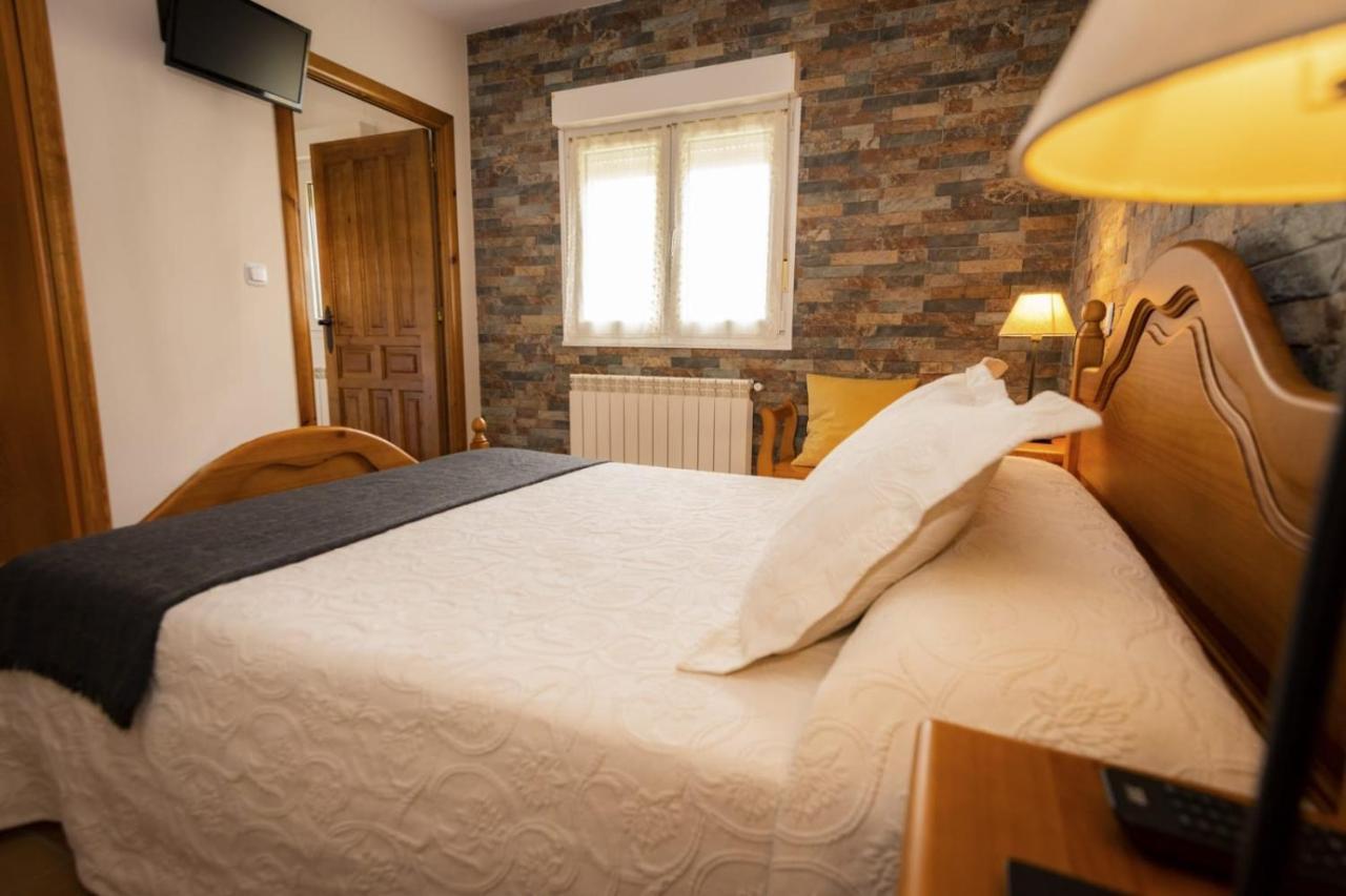 Apartamentos Pumarin Santa Marina  外观 照片