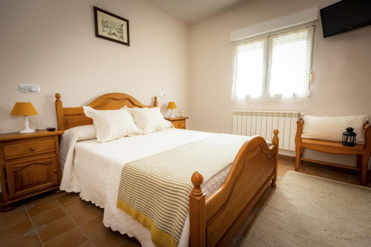 Apartamentos Pumarin Santa Marina  外观 照片